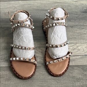 Steve Madden Tan Studded Sandals